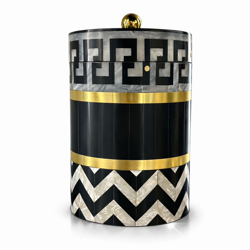 Siyah Beyaz Kemik Kutu Küçük Boy 1 Siyah Beyaz Kemik Kutu Küçük Boy