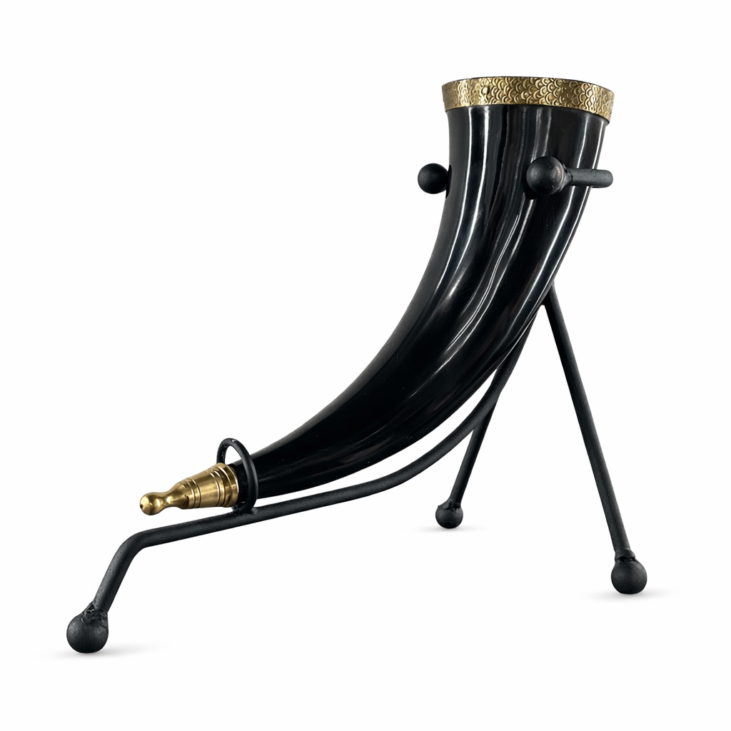 Metal Standlı Pirinç İşlemeli Boynuz Obje 1 Metal Standlı Pirinç İşlemeli Boynuz Obje