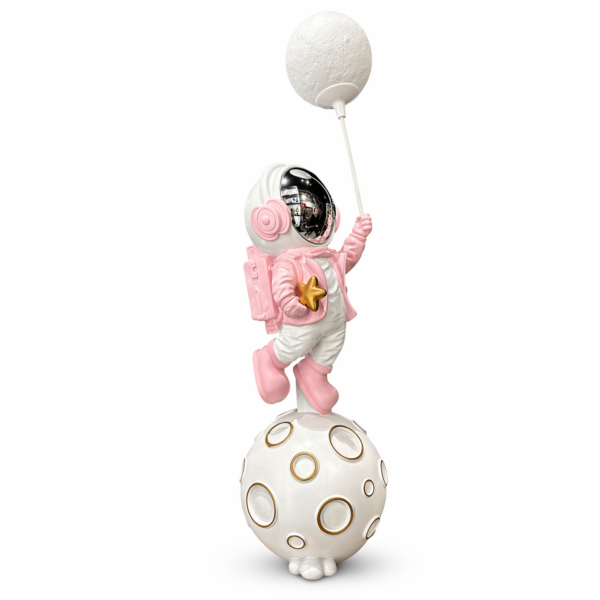 Pembe Astronot Heykel