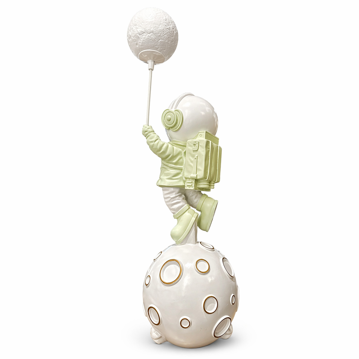 Yeşil Astronot Heykel 3 Yeşil Astronot Heykel - Görsel 3